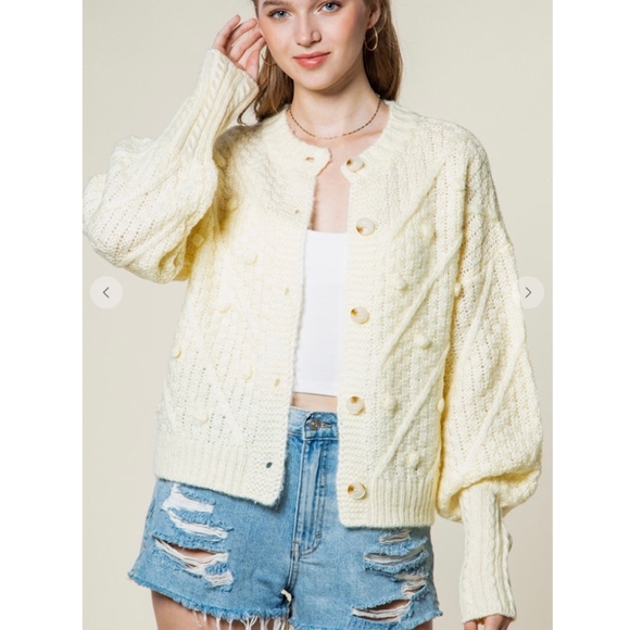 Very J Cream Cozy Chic Medium Chunky Knit Cardigan - Picture 4 of 5